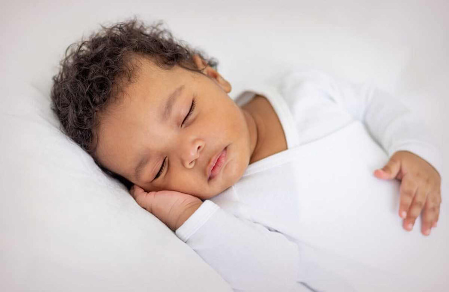 Médica Pediatra Especialista em Sono Infantil